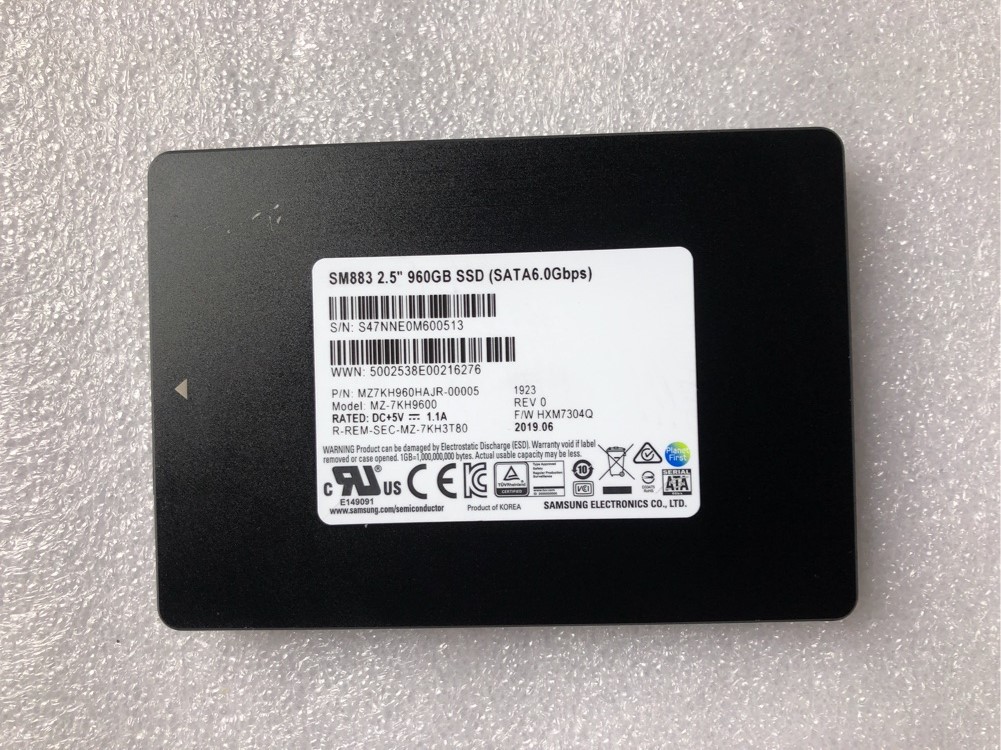 三星SM883 1.92TB 2.5寸 SATA企业级固态硬盘-速忆兴科技
