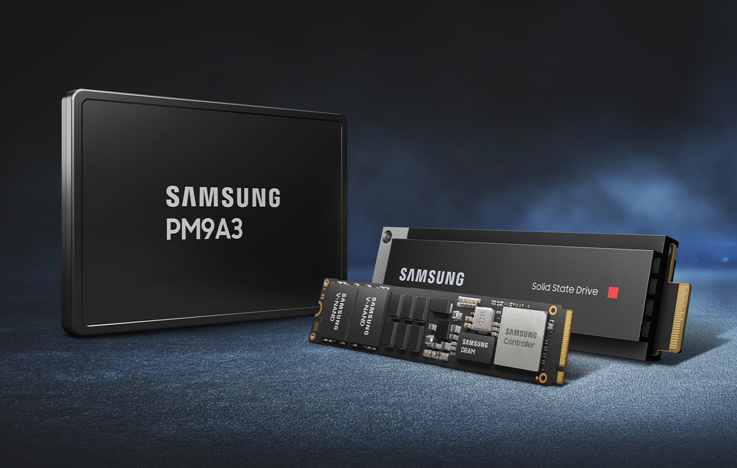 An illustrative image of PM9A3 chip various Form Factors Engineered to suit a range of data centers.