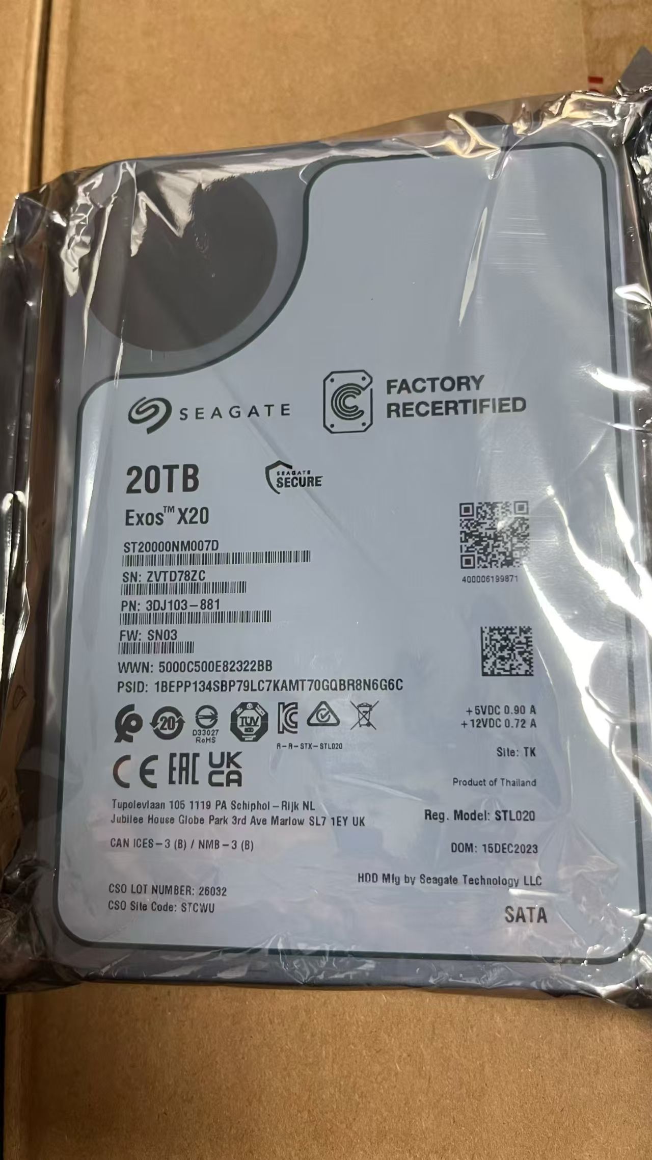 ST20000NM007D R盘.jpg