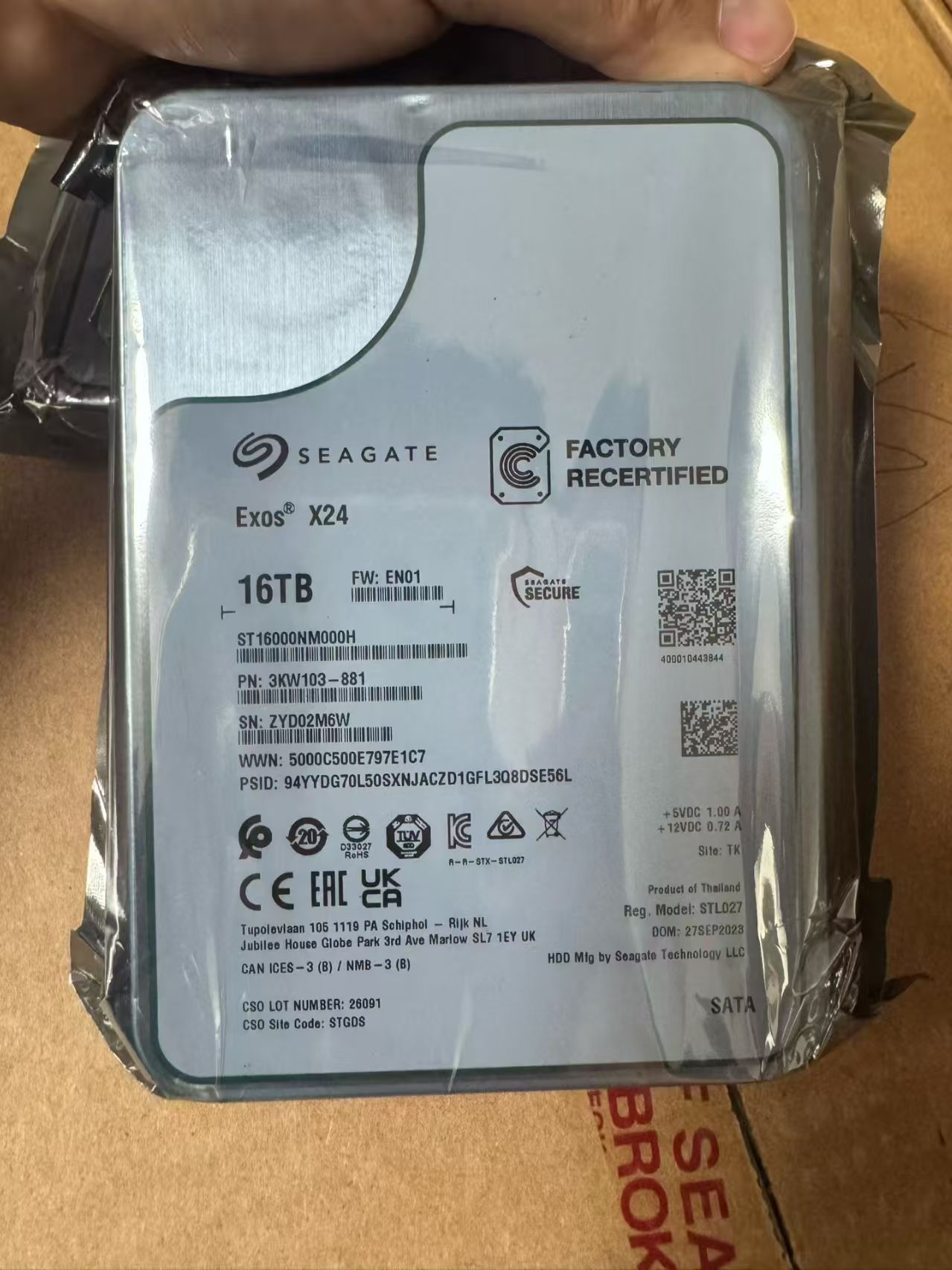 ST16000NM000H R盘.jpg